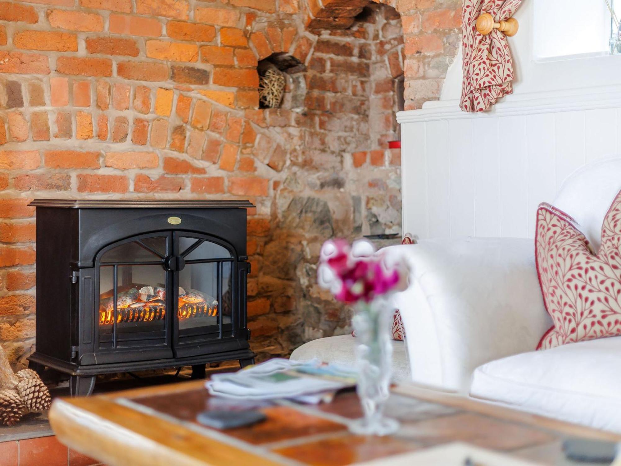 Elsies Cottage Pontesbury Екстериор снимка